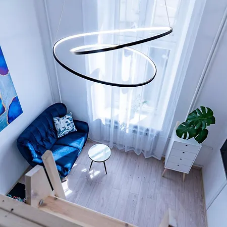 Apartament Srodmiescie Fabryczna Apartment *